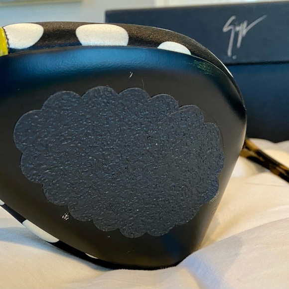 Polka Dot Giuseppe Zanotti Peep Toe Slingback Heels with Leopard Print, Size 40 - Picture 4 of 10